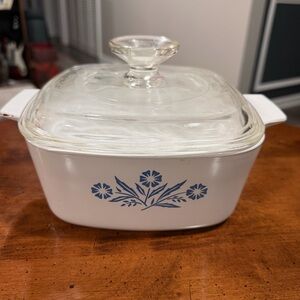CorningWare Cornflower Blue 1.5 Quart Square Ceramic Casserole with Glass Lid